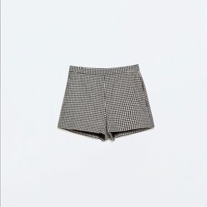 NWT✨ ZARA Trafaluc High Waisted Houndstooth Shorts